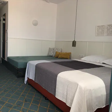 מלון Sunrise Blue Magic אובזור