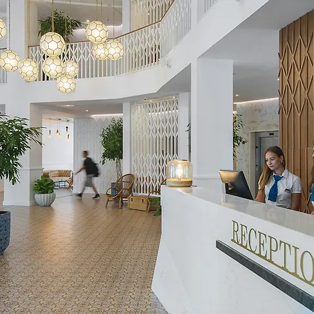 Sunrise Blue Magic מלון 4*