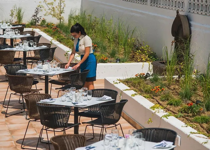 Sunrise Blue Magic Szálloda